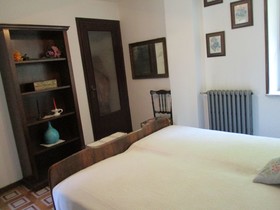 Emeroteca Del 900