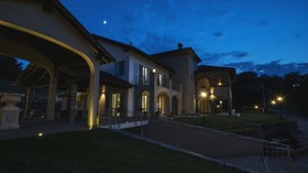 Resort Limax Acis