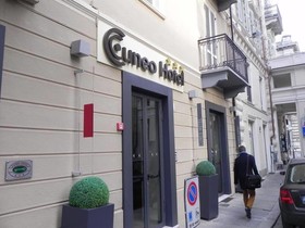 Cuneo Hotel