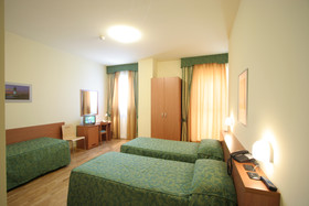 Dama Hotel
