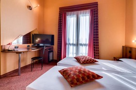 La Villa, Sure Hotel Collection by Best Western