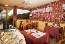La Villa, Sure Hotel Collection by Best Western