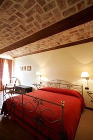 Foresteria Conti Roero