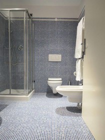 Aston Hotel
