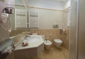 Brindor Hotel