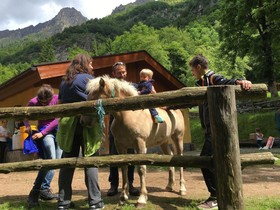 Mirtillo Rosso Family Hotel