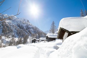 Mirtillo Rosso Family Hotel