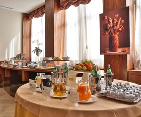 Principi di Piemonte UNA Esperienze