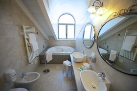 Best Western Crystal Palace Hotel