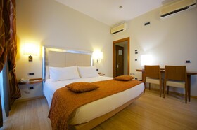 Best Western Crystal Palace Hotel