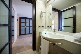 Best Western Crystal Palace Hotel