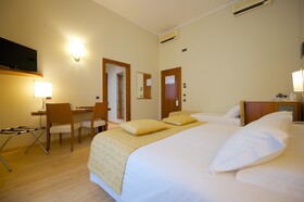 Best Western Crystal Palace Hotel