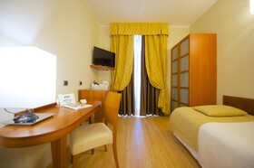Best Western Crystal Palace Hotel