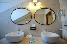 Best Western Crystal Palace Hotel