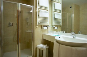 Best Western Crystal Palace Hotel