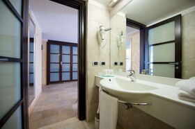 Best Western Crystal Palace Hotel