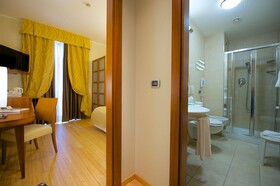 Best Western Crystal Palace Hotel