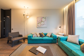 Du Parc Contemporary Suites