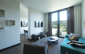 Du Parc Contemporary Suites