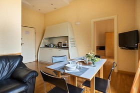 Dynasty Suites Downtown Apartments