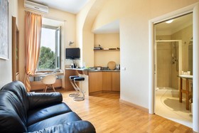 Dynasty Suites Downtown Apartments
