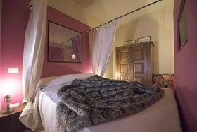 Porta Palace Apartments
