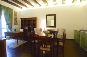Porta Palace Apartments