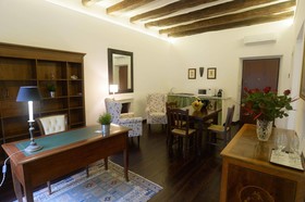 Porta Palace Apartments
