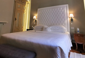 Royal Palace Hotel & Spa