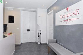 Tohouse