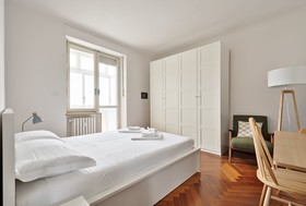 Urban House Carducci - Apartments