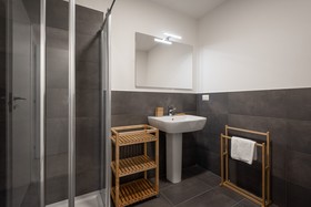 Urban House Carducci - Apartments