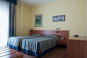Blue Ribbon Hotel
