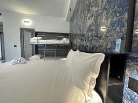 Dolmen Guest House