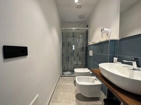 Dolmen Guest House