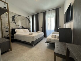 Dolmen Guest House