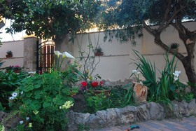 Flowery Inn