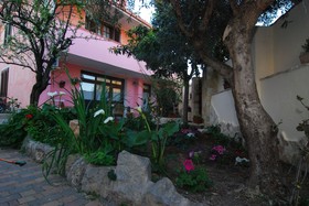 Flowery Inn