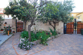 Flowery Inn