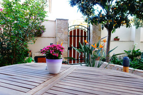 Flowery Inn