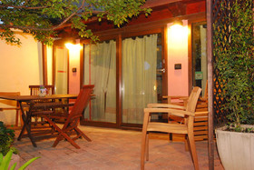 Flowery Inn
