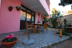Flowery Inn