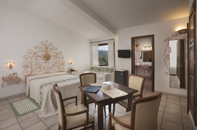 Hotel Airone