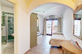 Hotel Pedra Santa