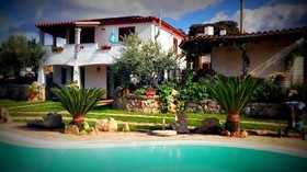 Bed and Breakfast Domo De Resteblas