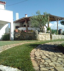 Bed and Breakfast Domo De Resteblas