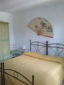 Bed and Breakfast Domo De Resteblas