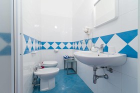 B&B Art Rooms