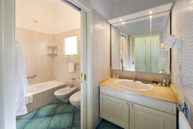 Hotel Santa Gilla