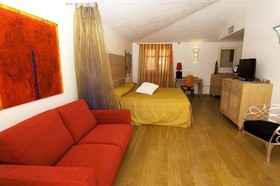 Nichotel
